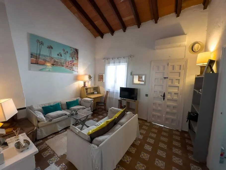 Casa Bela, En Marbella Muy Cerca De La Playa别墅