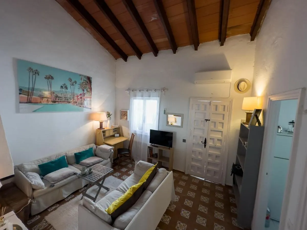 Casa Bela, En Marbella Muy Cerca De La Playa别墅 度假居